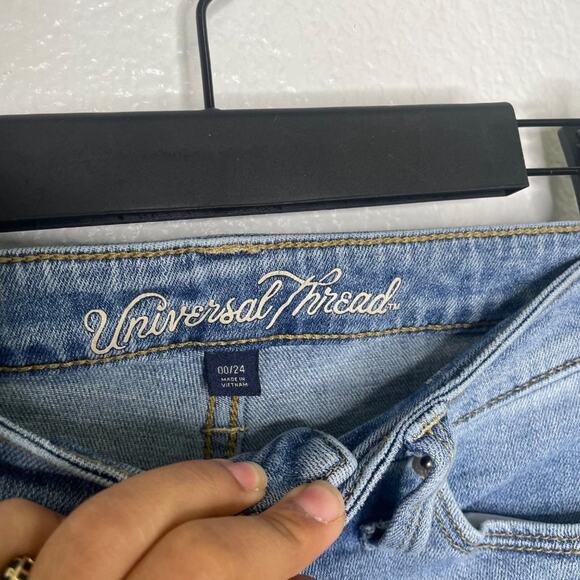 Universal Thread Womens Jeans Size 24 High Rise Straight Crop Denim Blue - Picture 3 of 16